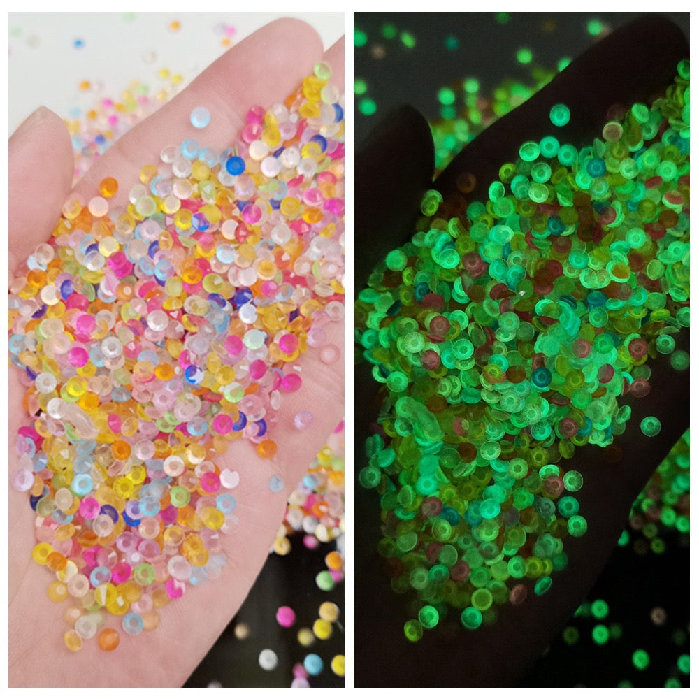 【A130】Glow In Dark Resin Rhinestones for DIY 3mm-5mm Mixed