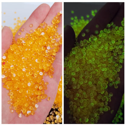 【A130】Glow In Dark Resin Rhinestones for DIY 3mm-5mm Mixed